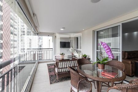 Apartamento à venda com 3 quartos, 168m² em Água Branca, São Paulo