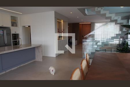 Casa de condomínio à venda com 460m², 4 quartos e 5 vagasCozinha