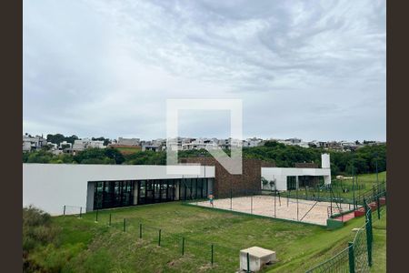 Casa de condomínio à venda com 460m², 4 quartos e 5 vagas Casa de condomínio à venda com 460m², 4 quartos e 5 vagasÁrea comum