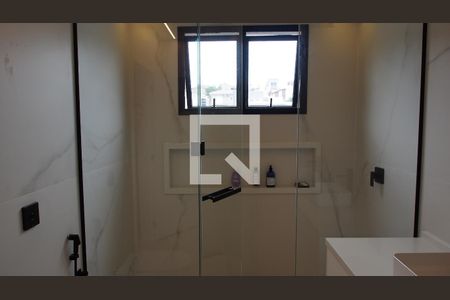 Casa de condomínio à venda com 460m², 4 quartos e 5 vagasBanheiro da Suíte 3