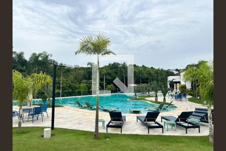 Casa de condomínio à venda com 460m², 4 quartos e 5 vagas Casa de condomínio à venda com 460m², 4 quartos e 5 vagasÁrea comum