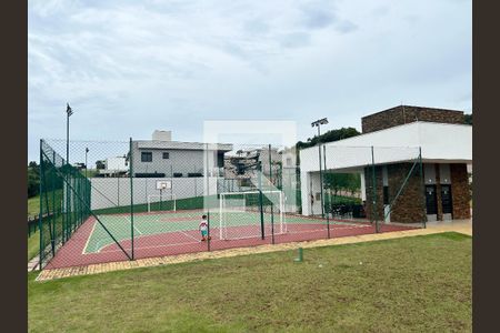 Casa de condomínio à venda com 460m², 4 quartos e 5 vagas Casa de condomínio à venda com 460m², 4 quartos e 5 vagasÁrea comum