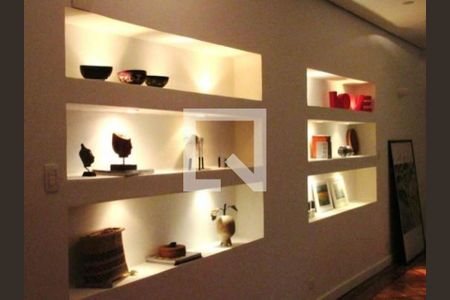 Apartamento à venda com 2 quartos, 115m² em Bela Vista, São Paulo