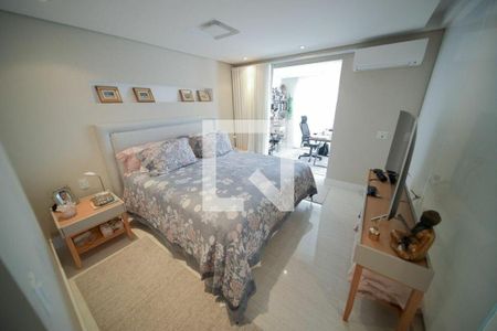 Apartamento à venda com 242m², 3 quartos e 3 vagas