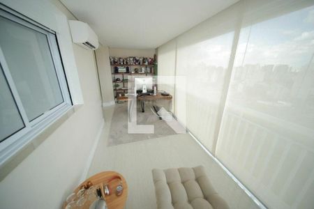 Apartamento à venda com 242m², 3 quartos e 3 vagas