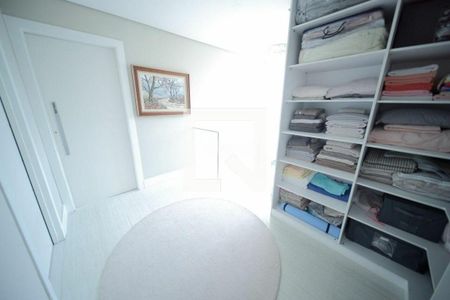 Apartamento à venda com 242m², 3 quartos e 3 vagas