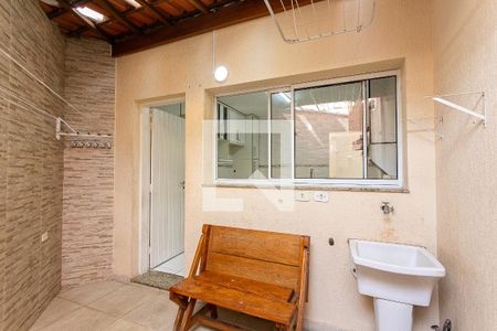 Casa de condomínio à venda com 95m², 2 quartos e 1 vaga Casa de condomínio à venda com 95m², 2 quartos e 1 vagaQuintal e Área de Serviço
