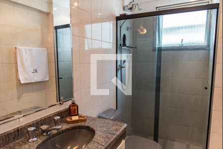 Apartamento à venda com 67m², 3 quartos e 1 vaga Apartamento à venda com 67m², 3 quartos e 1 vagaBanheiro