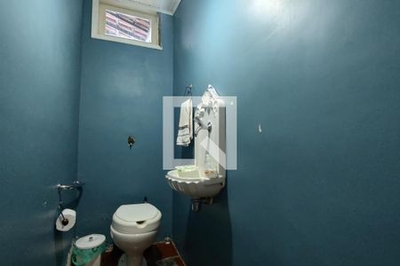 Casa de condomínio à venda com 360m², 3 quartos e 2 vagas Casa de condomínio à venda com 360m², 3 quartos e 2 vagasLavabo