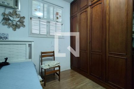 Casa de condomínio à venda com 360m², 3 quartos e 2 vagas Casa de condomínio à venda com 360m², 3 quartos e 2 vagasQuarto 3