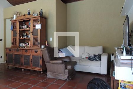 Sala de casa de condomínio à venda com 3 quartos, 360m² em Anil, Rio de Janeiro