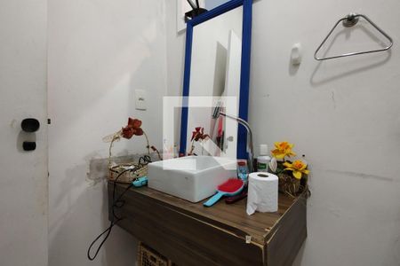 Casa de condomínio à venda com 360m², 3 quartos e 2 vagas Casa de condomínio à venda com 360m², 3 quartos e 2 vagasBanheiro Social