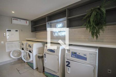 Studio para alugar com 20m², 1 quarto e sem vaga Studio para alugar com 20m², 1 quarto e sem vagaÁrea comum - Lavanderia