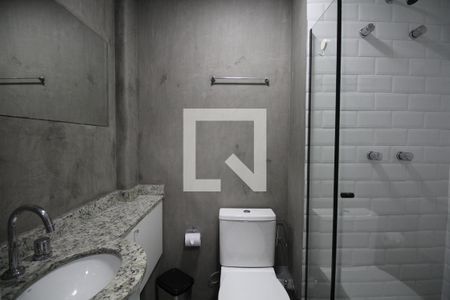 Banheiro de kitnet/studio para alugar com 1 quarto, 20m² em Vila Mariana, São Paulo