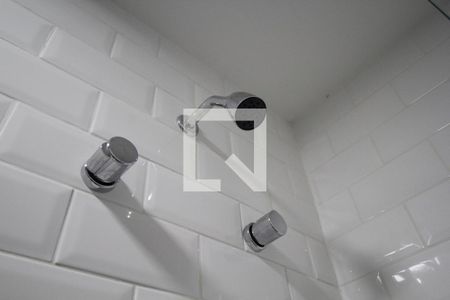 Banheiro de kitnet/studio para alugar com 1 quarto, 20m² em Vila Mariana, São Paulo