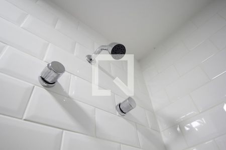 Banheiro de kitnet/studio à venda com 1 quarto, 20m² em Vila Mariana, São Paulo