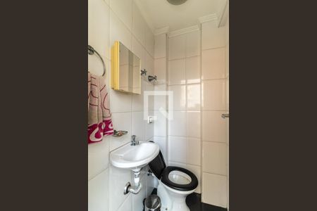 Apartamento à venda com 100m², 2 quartos e sem vagaBanheiro de Serviço