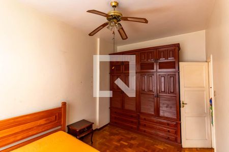 Apartamento à venda com 130m², 3 quartos e sem vaga Apartamento à venda com 130m², 3 quartos e sem vagaQuarto