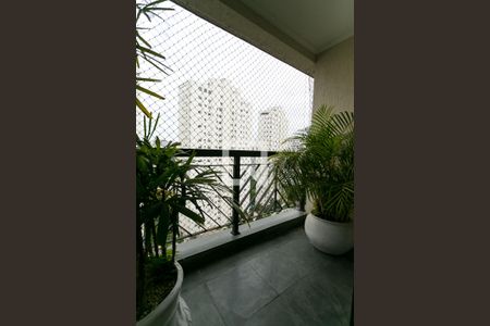 sacada de apartamento à venda com 2 quartos, 67m² em Vila Andrade, São Paulo