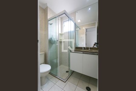 Apartamento à venda com 67m², 2 quartos e 2 vagas Apartamento à venda com 67m², 2 quartos e 2 vagasBanheiro da Suíte