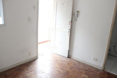 Sala de apartamento para alugar com 1 quarto, 38m² em Centro, São Vicente
