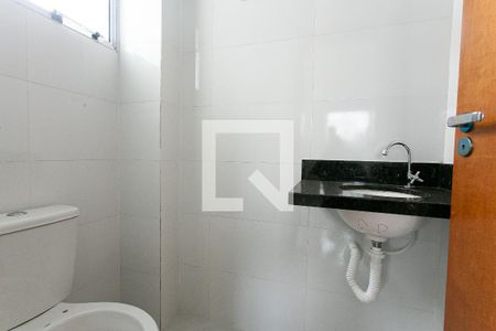 Lavabo de apartamento à venda com 2 quartos, 75m² em Vila Canero, São Paulo