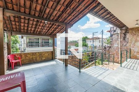 Casa à venda com 159m², 3 quartos e 2 vagas