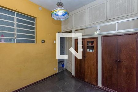 Casa à venda com 159m², 3 quartos e 2 vagas