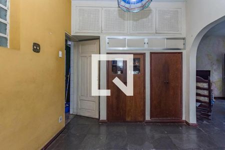 Casa à venda com 159m², 3 quartos e 2 vagas