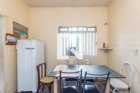 Casa à venda com 159m², 3 quartos e 2 vagas