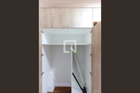 Apartamento à venda com 30m², 1 quarto e sem vaga Apartamento à venda com 30m², 1 quarto e sem vagaQuarto
