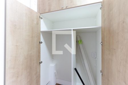 Apartamento à venda com 30m², 1 quarto e sem vaga Apartamento à venda com 30m², 1 quarto e sem vagaQuarto