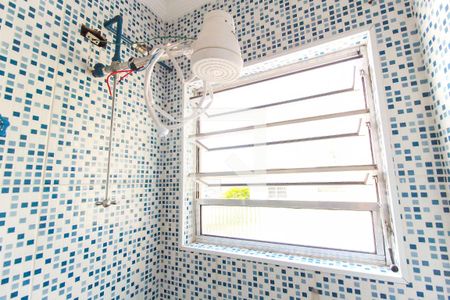 Apartamento à venda com 52m², 2 quartos e 1 vaga Apartamento à venda com 52m², 2 quartos e 1 vagaBanheiro