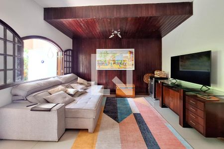 Sala de casa de condomínio à venda com 5 quartos, 300m² em Badu, Niterói