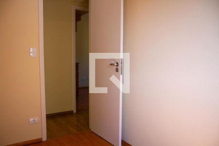 Quarto de apartamento para alugar com 3 quartos, 70m² em Jardim das Vertentes, São Paulo