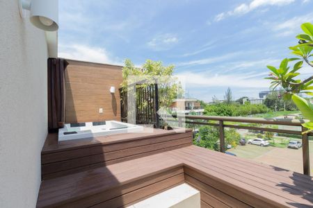 Apartamento à venda com 138m², 3 quartos e 3 vagas Apartamento à venda com 138m², 3 quartos e 3 vagasVaranda gourmet