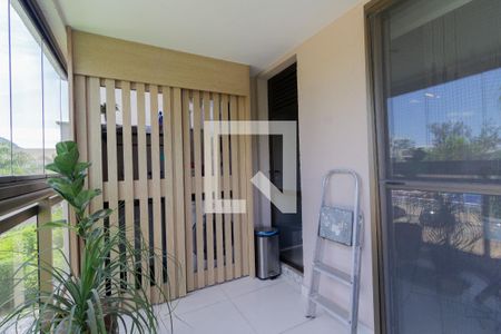 Apartamento à venda com 138m², 3 quartos e 3 vagas Apartamento à venda com 138m², 3 quartos e 3 vagasVaranda da Sala