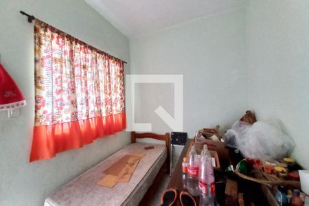 Casa à venda com 240m², 3 quartos e 2 vagasQuarto de Serviço