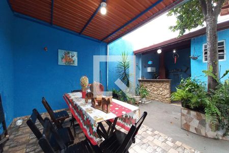 Casa à venda com 240m², 3 quartos e 2 vagasÁrea gourmet