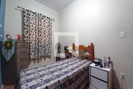 Casa à venda com 240m², 3 quartos e 2 vagasQuarto 2