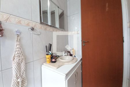 Casa à venda com 240m², 3 quartos e 2 vagasBanheiro da Suíte