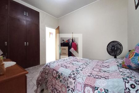 Casa à venda com 240m², 3 quartos e 2 vagasQuarto 3 - Suíte