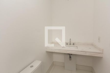 Apartamento à venda com 131m², 2 quartos e 1 vagaBanheiro da Suíte