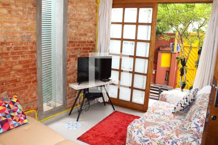 Sala de casa à venda com 3 quartos, 180m² em Vila Anglo Brasileira, São Paulo