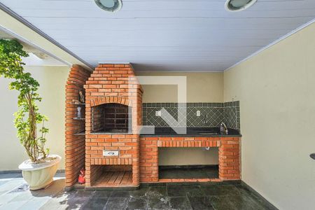 Apartamento para alugar com 82m², 2 quartos e 1 vagaÁrea de Lazer