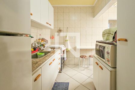 Apartamento para alugar com 82m², 2 quartos e 1 vagaCozinha