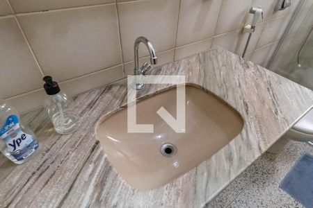 Casa à venda com 360m², 4 quartos e 3 vagas Casa à venda com 360m², 4 quartos e 3 vagasBanheiro social