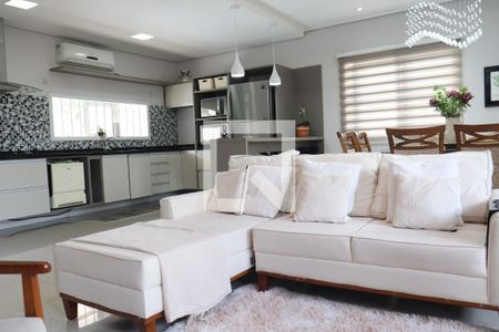 estar e cozinha de casa à venda com 2 quartos, 160m² em Campestre, São Leopoldo