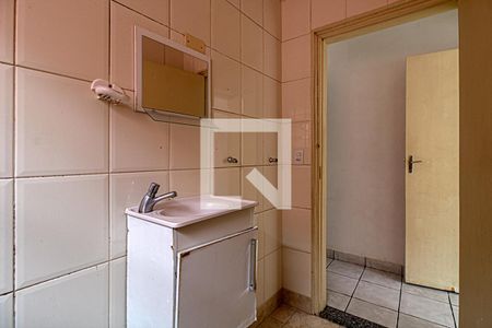 Casa para alugar com 160m², 3 quartos e 1 vagabanheiro social 2_3