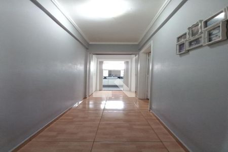 Corredor  de apartamento à venda com 2 quartos, 70m² em Vila Nova, Campinas
